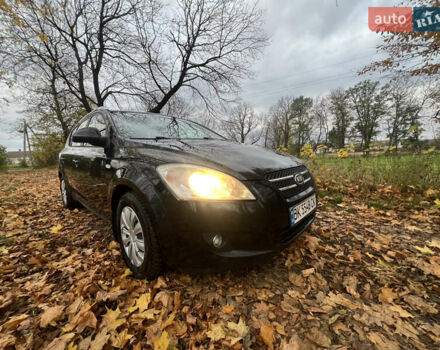 Черный Киа Сид, объемом двигателя 1.59 л и пробегом 239 тыс. км за 4800 $, фото 1 на Automoto.ua