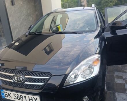 Чорний Кіа Сід, об'ємом двигуна 1.4 л та пробігом 182 тис. км за 5499 $, фото 1 на Automoto.ua