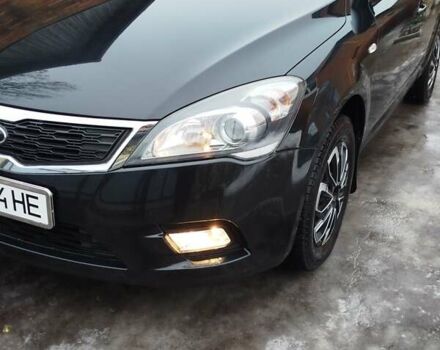 Чорний Кіа Сід, об'ємом двигуна 1.4 л та пробігом 200 тис. км за 6700 $, фото 1 на Automoto.ua