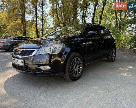 Черный Киа Сид, объемом двигателя 1.59 л и пробегом 255 тыс. км за 6500 $, фото 1 на Automoto.ua