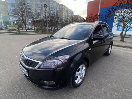 Чорний Кіа Сід, об'ємом двигуна 1.4 л та пробігом 241 тис. км за 5500 $, фото 1 на Automoto.ua