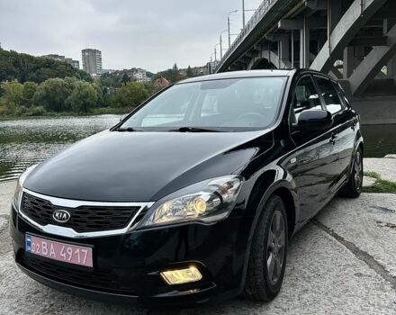 Черный Киа Сид, объемом двигателя 1.4 л и пробегом 178 тыс. км за 6800 $, фото 1 на Automoto.ua