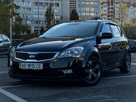 Кіа Сід 2009 у Києві на Automoto.ua Чорний Кіа Сід, об'ємом двигуна 1.59 л та пробігом 113 тис. км за 8777 $, фото 1 на Automoto.ua