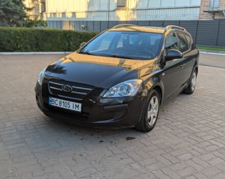 Черный Киа Сид, объемом двигателя 1.4 л и пробегом 260 тыс. км за 4490 $, фото 1 на Automoto.ua