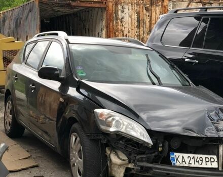 Черный Киа Сид, объемом двигателя 1.4 л и пробегом 235 тыс. км за 1599 $, фото 1 на Automoto.ua