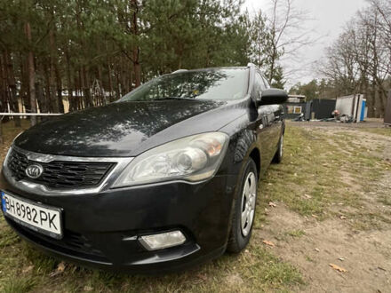 Черный Киа Сид, объемом двигателя 1.6 л и пробегом 286 тыс. км за 6300 $, фото 1 на Automoto.ua