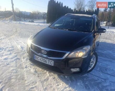 Черный Киа Сид, объемом двигателя 1.58 л и пробегом 284 тыс. км за 5500 $, фото 1 на Automoto.ua