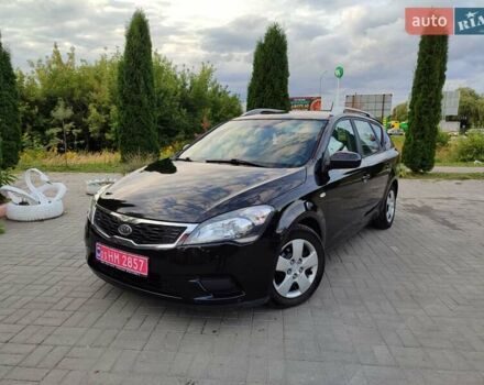 Чорний Кіа Сід, об'ємом двигуна 1.4 л та пробігом 195 тис. км за 5999 $, фото 1 на Automoto.ua