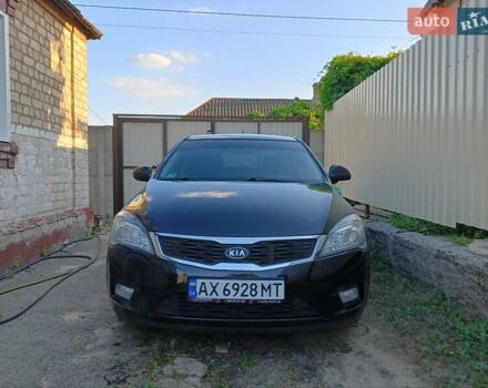 Чорний Кіа Сід, об'ємом двигуна 1.6 л та пробігом 270 тис. км за 5900 $, фото 1 на Automoto.ua