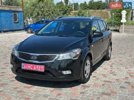 Кіа Сід 2010 у Кропивницькому (Кіровограді) на Automoto.ua Чорний Кіа Сід, об'ємом двигуна 1.4 л та пробігом 189 тис. км за 7000 $, фото 1 на Automoto.ua