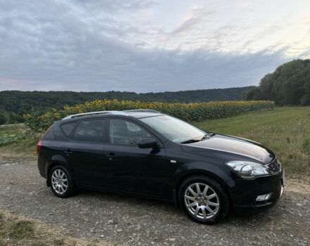 Черный Киа Сид, объемом двигателя 1.4 л и пробегом 177 тыс. км за 5000 $, фото 1 на Automoto.ua