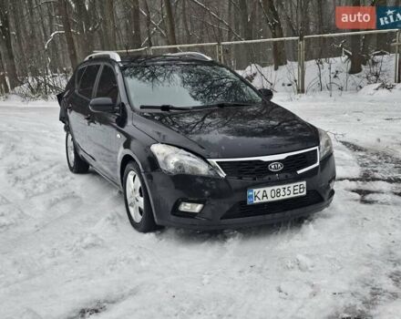 Чорний Кіа Сід, об'ємом двигуна 1.58 л та пробігом 200 тис. км за 3400 $, фото 1 на Automoto.ua