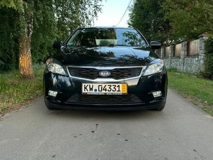 Черный Киа Сид, объемом двигателя 1.4 л и пробегом 183 тыс. км за 5600 $, фото 1 на Automoto.ua