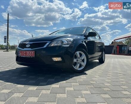 Черный Киа Сид, объемом двигателя 0 л и пробегом 128 тыс. км за 6999 $, фото 1 на Automoto.ua