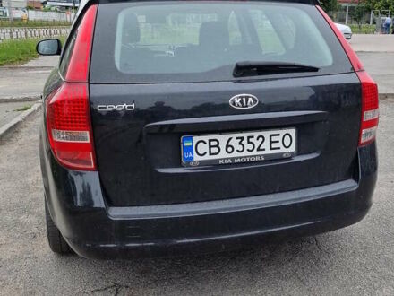 Киа Сид 2011 в Чернигове на Automoto.ua Черный Киа Сид, объемом двигателя 1.4 л и пробегом 230 тыс. км за 6800 $, фото 1 на Automoto.ua