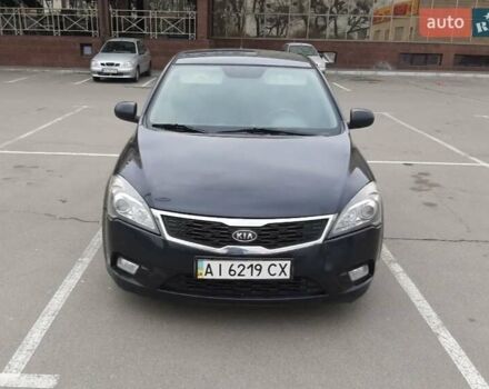 Черный Киа Сид, объемом двигателя 1.6 л и пробегом 330 тыс. км за 5800 $, фото 1 на Automoto.ua