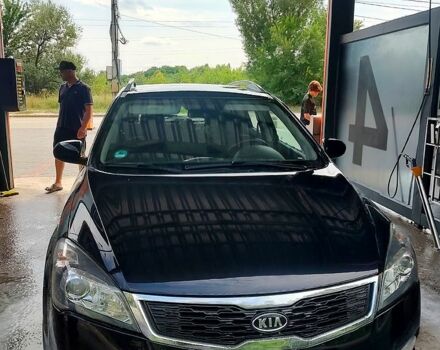 Чорний Кіа Сід, об'ємом двигуна 1.4 л та пробігом 220 тис. км за 7100 $, фото 1 на Automoto.ua