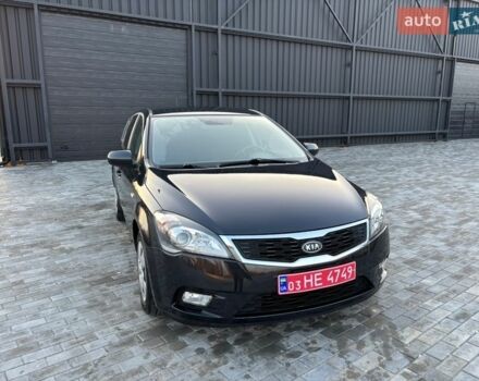 Чорний Кіа Сід, об'ємом двигуна 0 л та пробігом 154 тис. км за 6899 $, фото 1 на Automoto.ua