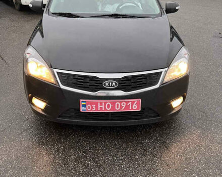 Черный Киа Сид, объемом двигателя 1.6 л и пробегом 223 тыс. км за 6500 $, фото 1 на Automoto.ua
