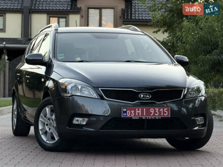 Киа Сид 2012 в Белой Церкве на Automoto.ua Черный Киа Сид, объемом двигателя 0 л и пробегом 173 тыс. км за 7299 $, фото 1 на Automoto.ua