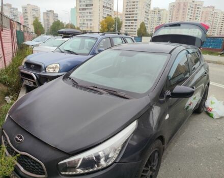 Чорний Кіа Сід, об'ємом двигуна 1.4 л та пробігом 240 тис. км за 4996 $, фото 1 на Automoto.ua