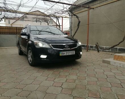 Чорний Кіа Сід, об'ємом двигуна 1.6 л та пробігом 148 тис. км за 8200 $, фото 1 на Automoto.ua