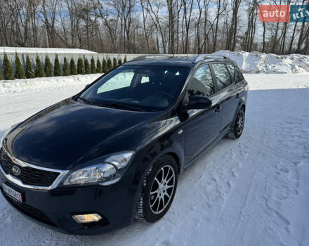 Чорний Кіа Сід, об'ємом двигуна 1.6 л та пробігом 196 тис. км за 7600 $, фото 1 на Automoto.ua