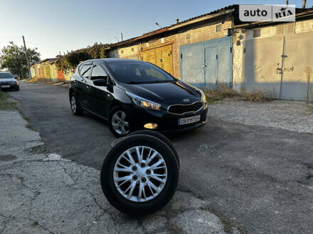 Кіа Сід 2012 у Харкові на Automoto.ua Чорний Кіа Сід, об'ємом двигуна 1.58 л та пробігом 175 тис. км за 8900 $, фото 1 на Automoto.ua