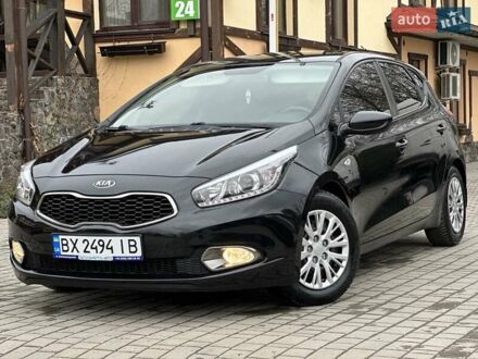 Кіа Сід 2014 у Хмельницькому на Automoto.ua Чорний Кіа Сід, об'ємом двигуна 1.4 л та пробігом 189 тис. км за 7300 $, фото 1 на Automoto.ua