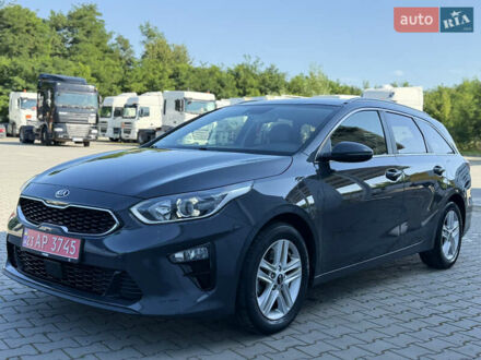 Киа Сид 2020 в Хмельницком на Automoto.ua Черный Киа Сид, объемом двигателя 1.6 л и пробегом 147 тыс. км за 15999 $, фото 1 на Automoto.ua