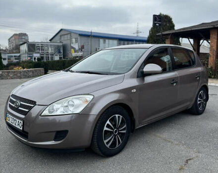 Коричневый Киа Сид, объемом двигателя 1.6 л и пробегом 175 тыс. км за 5200 $, фото 3 на Automoto.ua