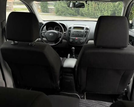 Коричневый Киа Сид, объемом двигателя 1.6 л и пробегом 175 тыс. км за 5200 $, фото 14 на Automoto.ua