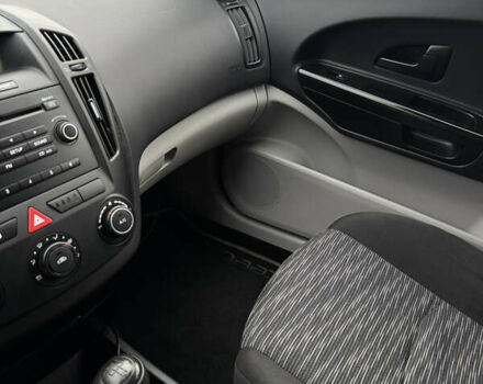 Коричневый Киа Сид, объемом двигателя 1.6 л и пробегом 175 тыс. км за 5200 $, фото 24 на Automoto.ua