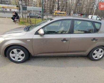 Коричневый Киа Сид, объемом двигателя 1.4 л и пробегом 303 тыс. км за 4500 $, фото 4 на Automoto.ua