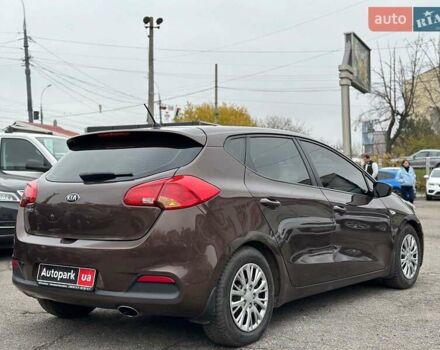 Коричневий Кіа Сід, об'ємом двигуна 1.6 л та пробігом 139 тис. км за 8990 $, фото 5 на Automoto.ua