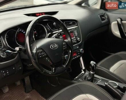 Коричневий Кіа Сід, об'ємом двигуна 1.6 л та пробігом 139 тис. км за 8990 $, фото 19 на Automoto.ua