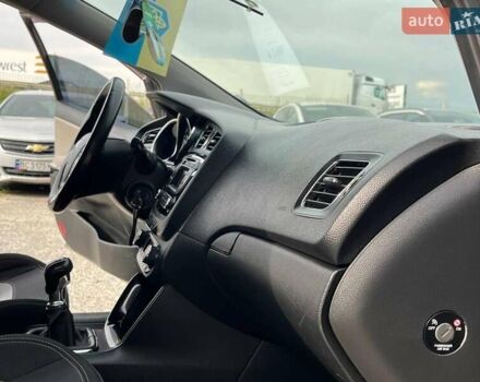 Коричневий Кіа Сід, об'ємом двигуна 1.6 л та пробігом 294 тис. км за 9190 $, фото 18 на Automoto.ua