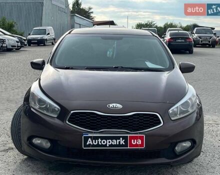 Коричневий Кіа Сід, об'ємом двигуна 1.6 л та пробігом 294 тис. км за 9190 $, фото 2 на Automoto.ua