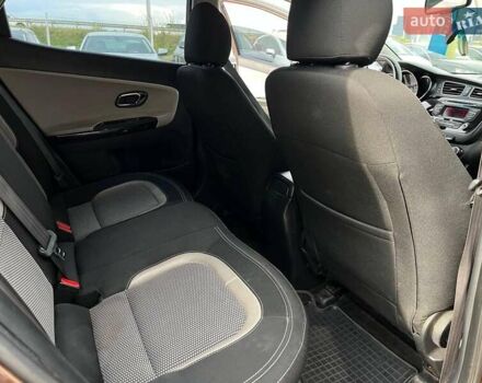 Коричневий Кіа Сід, об'ємом двигуна 1.6 л та пробігом 294 тис. км за 9190 $, фото 21 на Automoto.ua