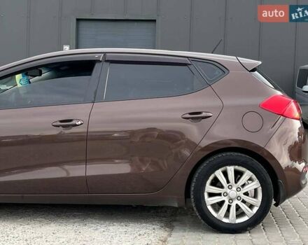 Коричневий Кіа Сід, об'ємом двигуна 1.6 л та пробігом 294 тис. км за 9190 $, фото 10 на Automoto.ua