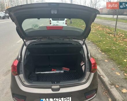 Коричневий Кіа Сід, об'ємом двигуна 1.59 л та пробігом 56 тис. км за 14900 $, фото 5 на Automoto.ua