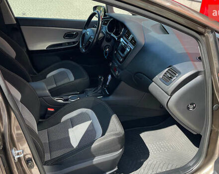 Киа Сид 2016 в Запорожье на Automoto.ua Коричневый Киа Сид, объемом двигателя 1.59 л и пробегом 59 тыс. км за 13733 $, фото 5 на Automoto.ua