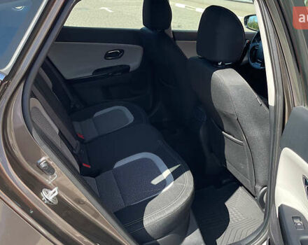 Киа Сид 2016 в Запорожье на Automoto.ua Коричневый Киа Сид, объемом двигателя 1.59 л и пробегом 59 тыс. км за 13733 $, фото 6 на Automoto.ua