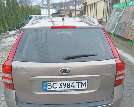 Коричневый Киа Сид, объемом двигателя 1.6 л и пробегом 298 тыс. км за 5500 $, фото 4 на Automoto.ua