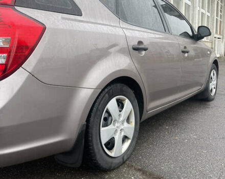 Коричневый Киа Сид, объемом двигателя 1.58 л и пробегом 204 тыс. км за 6099 $, фото 3 на Automoto.ua