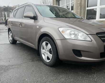 Коричневый Киа Сид, объемом двигателя 1.58 л и пробегом 204 тыс. км за 6099 $, фото 2 на Automoto.ua