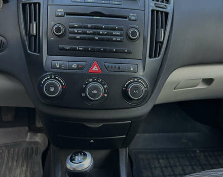 Коричневый Киа Сид, объемом двигателя 1.6 л и пробегом 266 тыс. км за 5300 $, фото 2 на Automoto.ua