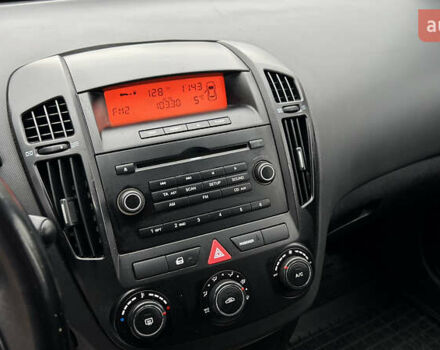 Коричневий Кіа Сід, об'ємом двигуна 1.4 л та пробігом 207 тис. км за 4600 $, фото 7 на Automoto.ua