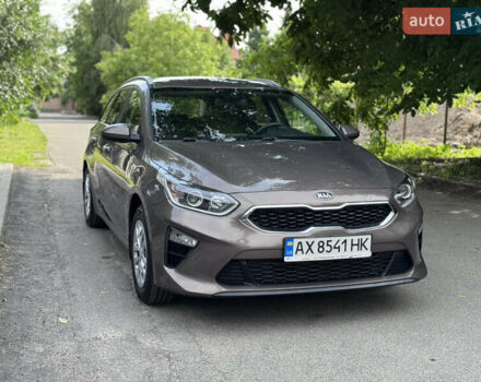 Киа Сид 2019 в Киеве на Automoto.ua Коричневый Киа Сид, объемом двигателя 1.37 л и пробегом 191 тыс. км за 12200 $, фото 3 на Automoto.ua