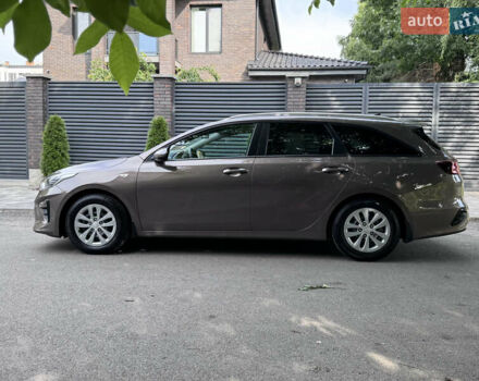 Коричневый Киа Сид, объемом двигателя 1.37 л и пробегом 191 тыс. км за 11900 $, фото 8 на Automoto.ua